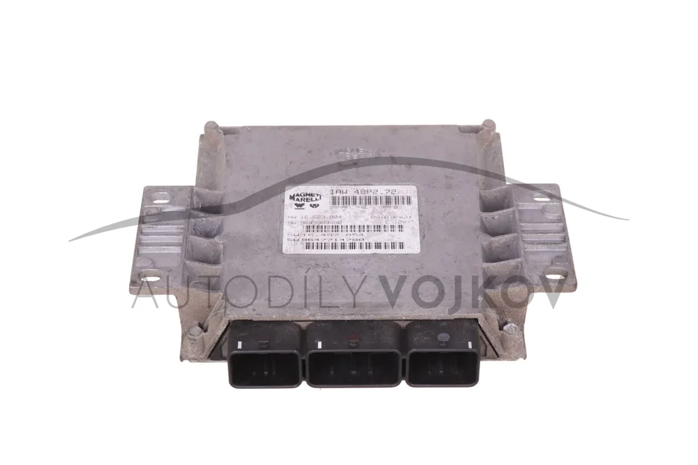 Řídící jednotka motoru 237102747R 237102908R 0281019325 v:102913
