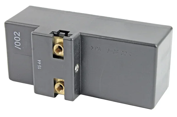 Ridici jednotka, elektricky vetrak METZGER AUTOTEILE 0917170 Ridici jednotka, elektricky vetrak METZGER AUTOTEILE 0917170
